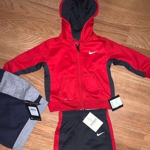 Nike sweat suit